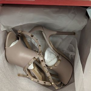 Valentino High Heels (Brand New)
